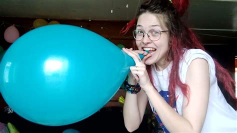 Best Balloon Burst Challenge Looner Girl Blow To Pop B2p Balloons
