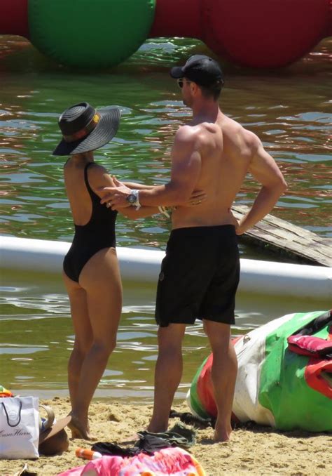 Elsa Pataky Sexy Swimsuit Ass Shots 41 Photos The Fappening