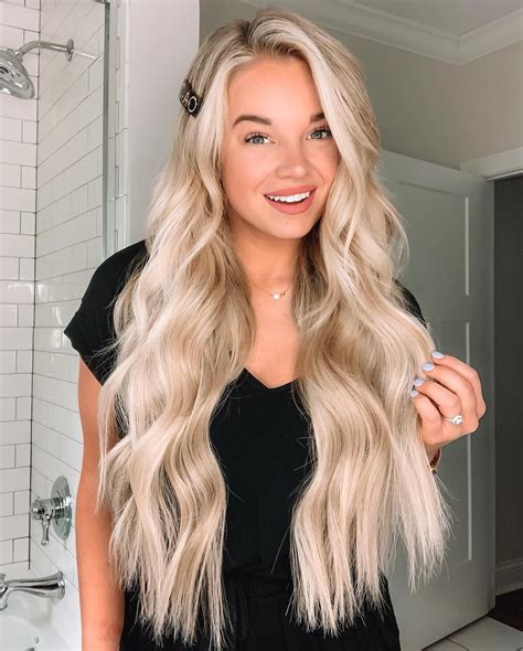 maddie duff long hair extensions blonde hair color blonde hair looks