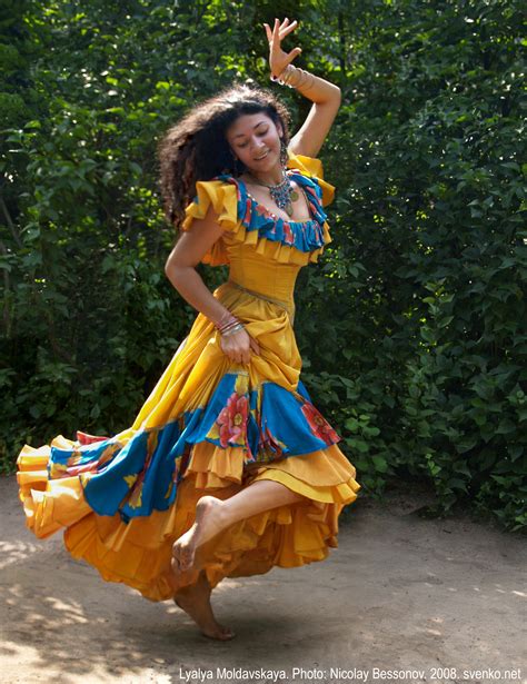 Romani Gypsy Dance In Photos Gypsy Dance By Nelly Maltseva