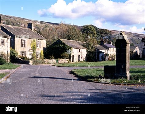 Village Green And Cottages Arncliffe Yorkshire Dales North Yorkshire