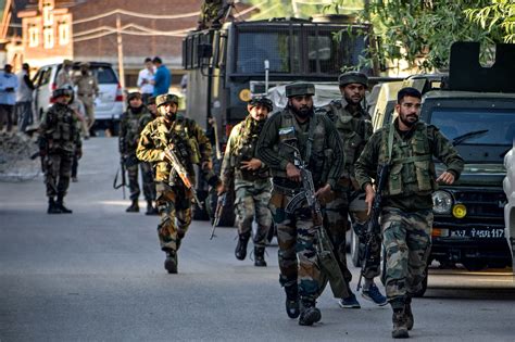 Pakistan Army Warns Of Change In Kashmir Status Daily Sabah