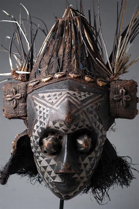 Pin By Patricia Spreckelsen On Mask Tribal Art African Art African