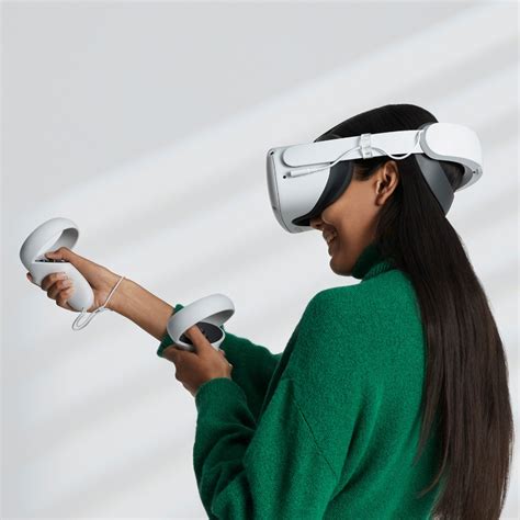 Best Buy: Oculus Quest 2 Elite Strap with Battery and Carrying Case for