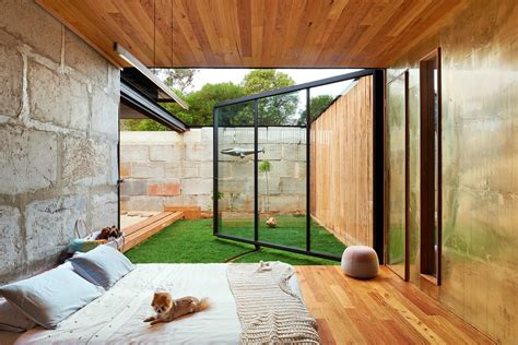 Stealth house, pakiri, new zealand building : Grand Designs Australia: Yackandandah Sawmill house ...