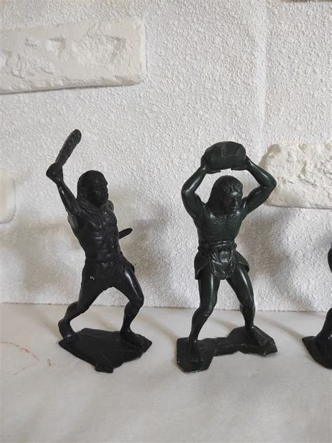 Vintage Stone Age Figurines By Plastic Hunters Up To The Etsy