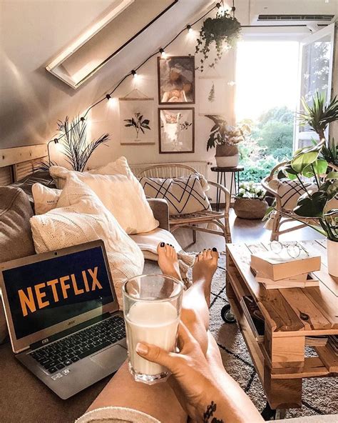 Netflix And Chill In This Cozy Home Of Tatianahomedecor You Can