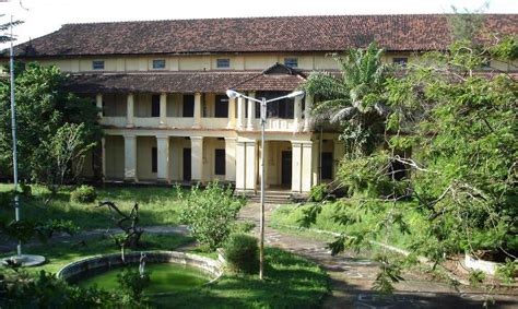 Discovering Kerala Maharajas College Ernakulam