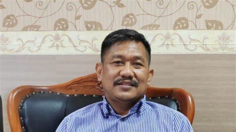 Saya akan menambahkan daftar blacklist online shop kedepan,ada banyak nama toko online hp : Dapat Puluhan Proyek OPD Walau Masuk Black List Pemkot ...