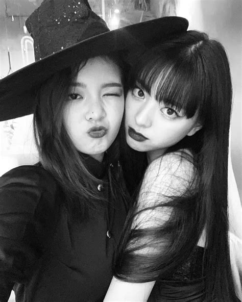 Itzy Members Yuna And Lia Display Their Strong Friendship On Instagram
