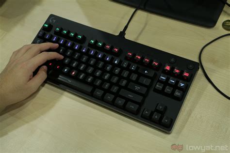 Besides, this product supports all of. Logitech G Pro Gaming Keyboard & Mouse Lightning Review ...