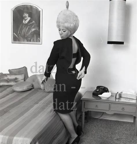 1960S PHOTO BUSTY NUDE Blonde Pinup Girl Barbara Eldsberg Cheesecake