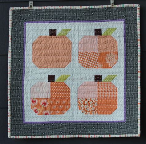 Patchwork Pumpkins Mini Quilt Craftsy Fall Quilts Small Quilt