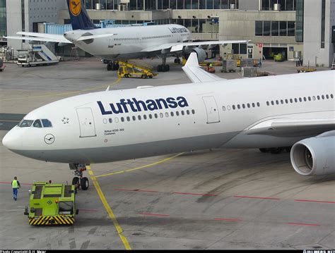 Airbus A330 343 Lufthansa Aviation Photo 0687341