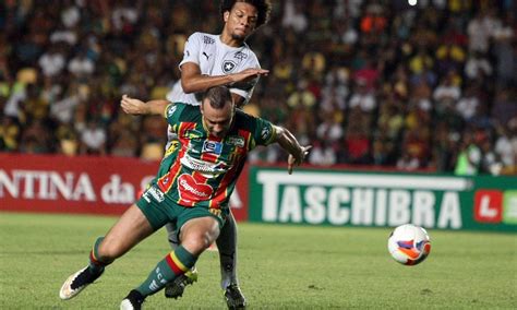 Link sampaio corrêa vs botafogo có bình luận tiếng việt. Botafogo cede empate no fim para o Sampaio Corrêa - Jornal ...