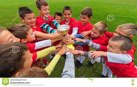 Kids Soccer Team In Huddle Stock Image Image Of Caucasian 80120701