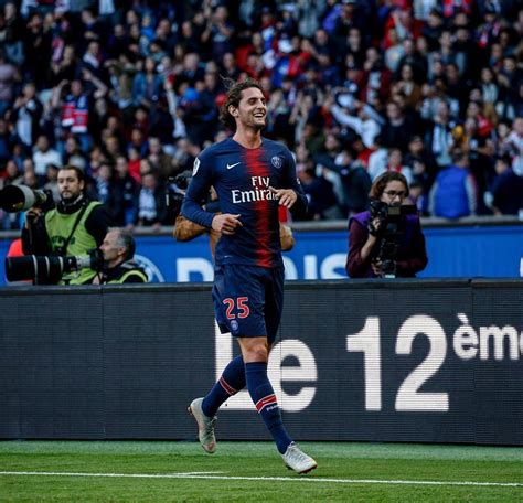 Crespo exalta atitude do são paulo em goleada sobre o santos. Real Madrid entra em acordo com Rabiot, segundo imprensa ...