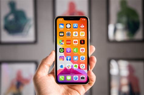 🥇 Cheap iPhone is the best iPhone. iPhone 11 - first impressions