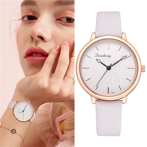 Exquisite Small Simple Women Dress Watches Retro Leather Female Clock