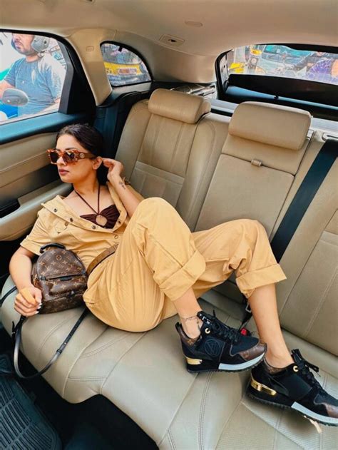 avneet kaur looks smoking hot in her latest car photoshoot