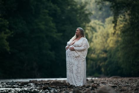 Maternity Portraits In River Maryland Pregnancy Photographer