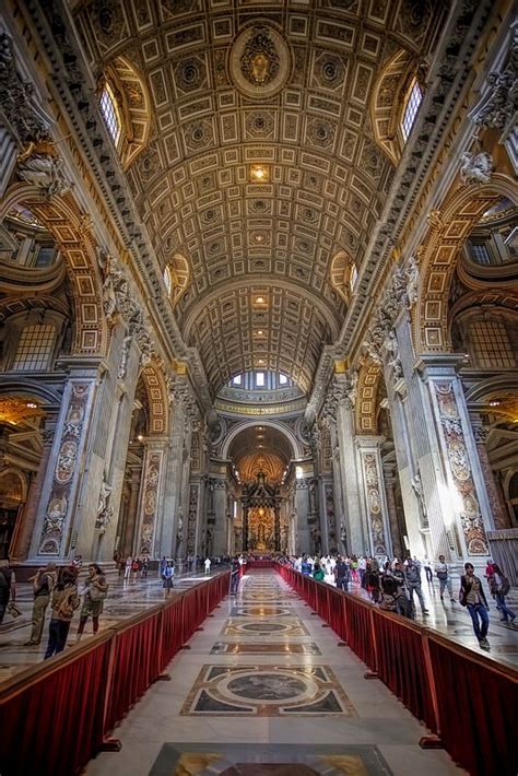 Peter's basilica dome and the architecture are accredited to the brilliance of michelangelo who based it on the designs of bramante. No. 0957 St. Peter's Basilica (com imagens) | Vaticano ...