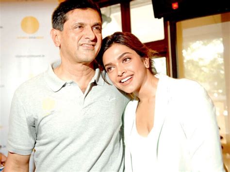 Deepika Padukone Pens A Heartfelt Note To Mark 40 Years Of Her Father Prakash Padukone Winning