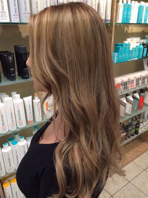 Natural Looking Level Ash Blonde With Fine Highlights Done With A Full Foil Of