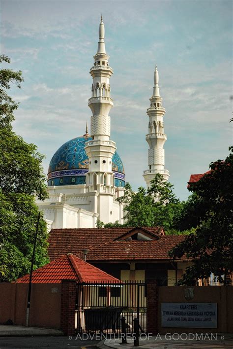 This beautiful mosque was designed by the renowned architect arthur benison hubback, influenced by the indian muslim mughal architectural style. TRAVELOGUE » Exploring the Bustling City of Kuala Lumpur ...