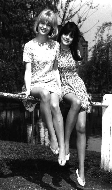 Judy And Sally Geeson 1960s Fashion 1960s Fashion Mini Skirts