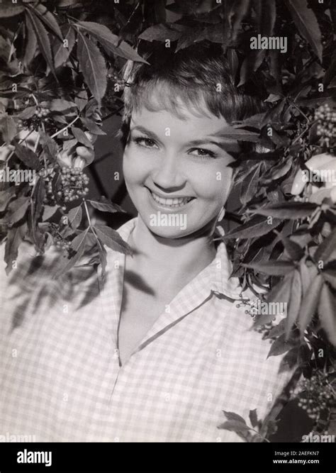 Liselotte Pulver Schweizer Schauspielerin Deutschland 1960er Jahre