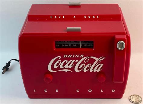 lot 1988 coca cola cooler radio otr 1949 works