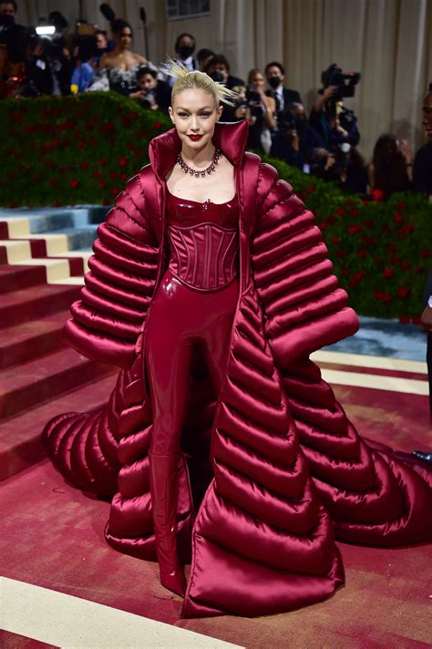 The Best And Worst Dressed Celebs At The Met Gala 2022 Fashion Risks That Paid Off Celebs Of