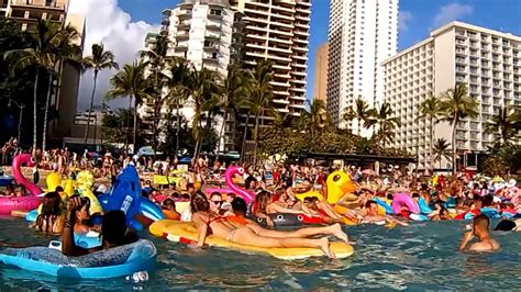 2017 Waikiki Beach Spring Break Wild Pool Float Party Honolulu Oahu Hawaii Youtube