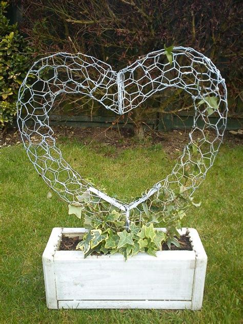 Chicken Wire Craft Ideas Craft Projects For Every Fan