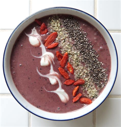 Basic Blueberry Acai Smoothie Bowl Living Healthy In Seattle