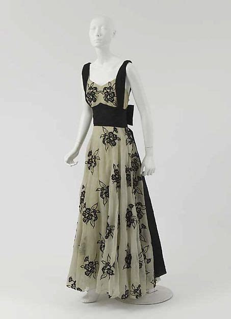 Evening Dress Coco Chanel 1937 The Metropolitan Museum Of Art