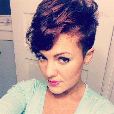 Pin By Shekinah Smith On Mohawk For The Woman Short Wavy Hair Shaved