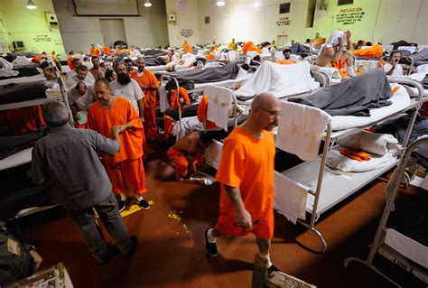 Most Inmates Excluded from New Sentence Reduction Incentive - Alabama News