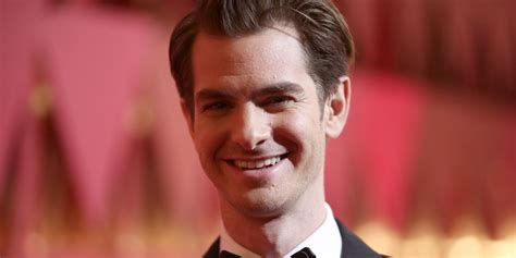 Andrew Garfield Wont Rule Out A Same Sex Relationship