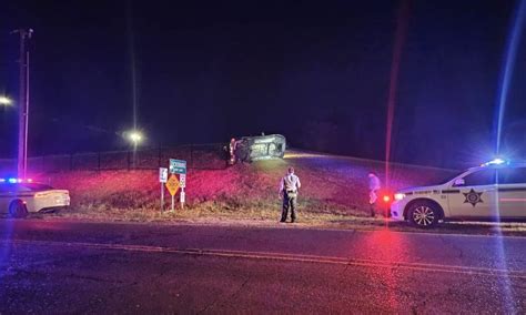 Stolen Vehicle Crashes Moments Later Vicksburg Daily News