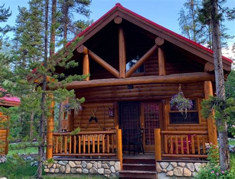 Guide To Your Cozy Cabin Holiday In Banff National Park Banff And Lake