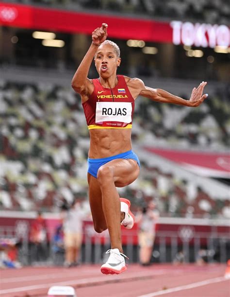 la venezolana yulimar rojas gana la medalla de oro en tokio 2020 e impone nuevo récord olímpico
