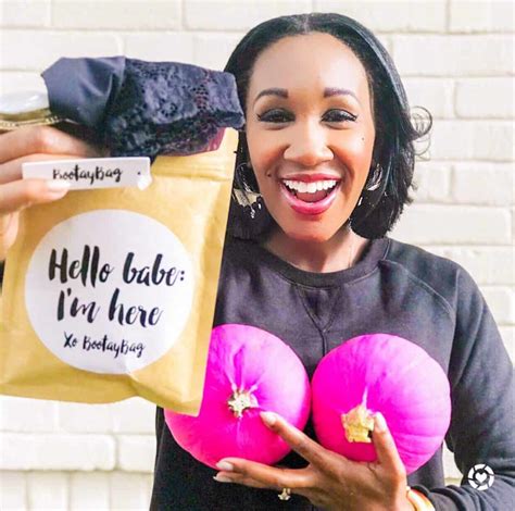 Save the Ta-Tas in October with BootayBag | Shaunda Necole