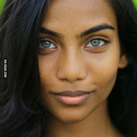 More Pictures Of The Maldivian Aqua Blue Eyes Girl 9gag