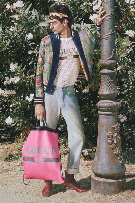 Guccis Awesome Cruise 2018 Campaign Shot By Mick Rock With Images