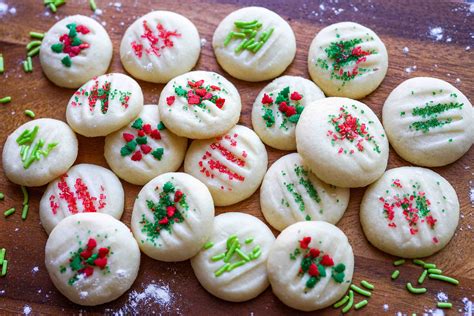 Place on the lined cookie sheets and press down the top of each cookie with the tines of a fork dipped in cornstarch (this prevents sticking). Whipped Shortbread | Recipe | Shortbread, Whipped shortbread cookies, Shortbread cookies