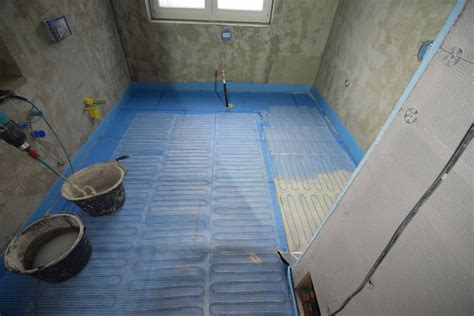 Grundsätzlich kann man natürlich auf (alten). Badezimmer Bodenaufbau