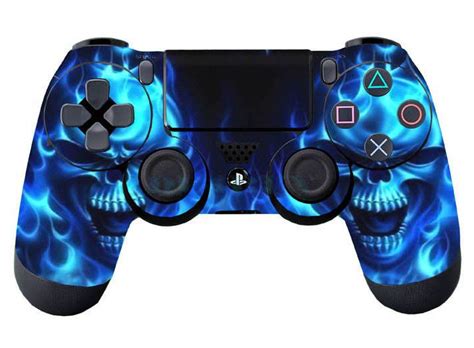 Players freely choose their starting point with their parachute, and aim to stay in the safe zone for as long as possible. Details about Fire Blue Skull Skin for PS4 Controller ...