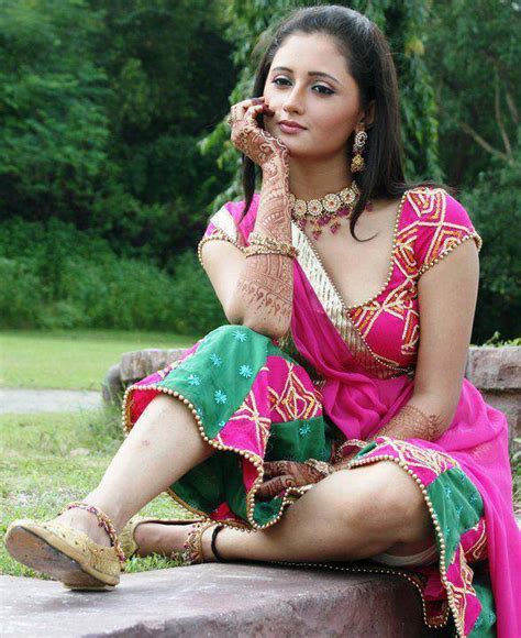 Tv Actress Rashmi Desai Hot Pics Aka Tapasya Of Uttaran Tv Serial